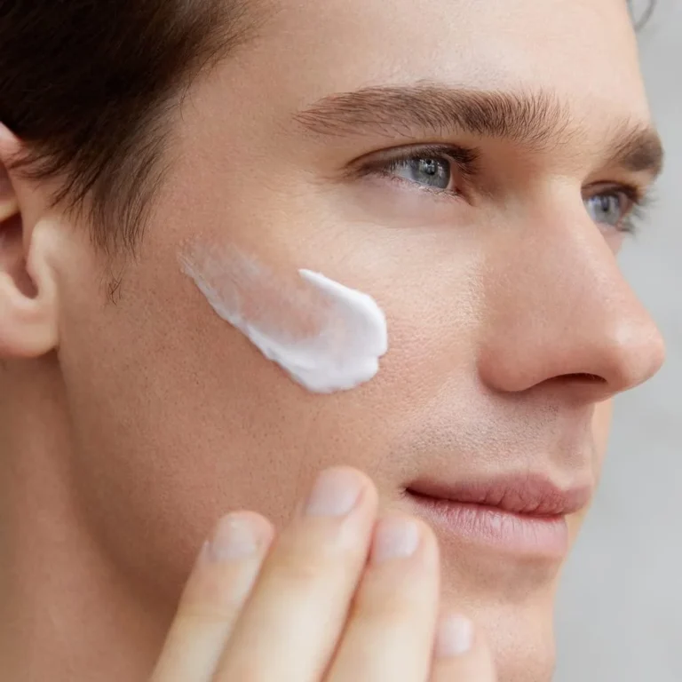 Kiehl’s Hautpflege für Männer mit trockener Haut: Feuchtigkeitsversorgung und tägliche Pflege